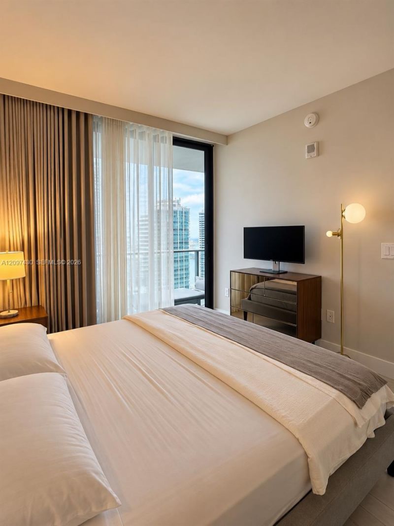 1010 Brickell Ave , Unit 3103, Miami, FL 33131 Photo