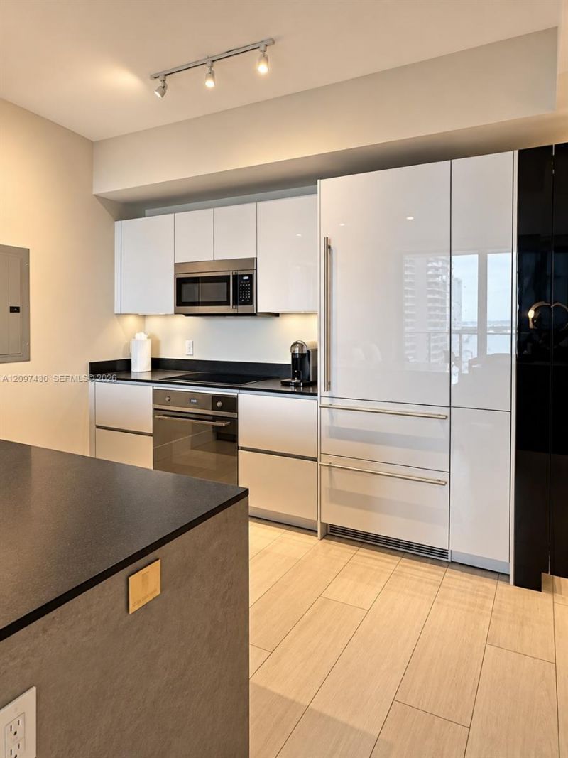 1010 Brickell Ave , Unit 3103, Miami, FL 33131 Photo