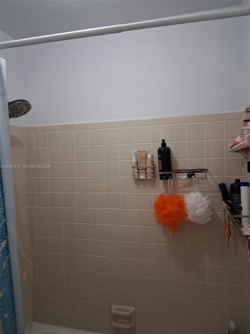 415 NW 210th St , Unit 203, Miami Gardens, FL 33169 Photo