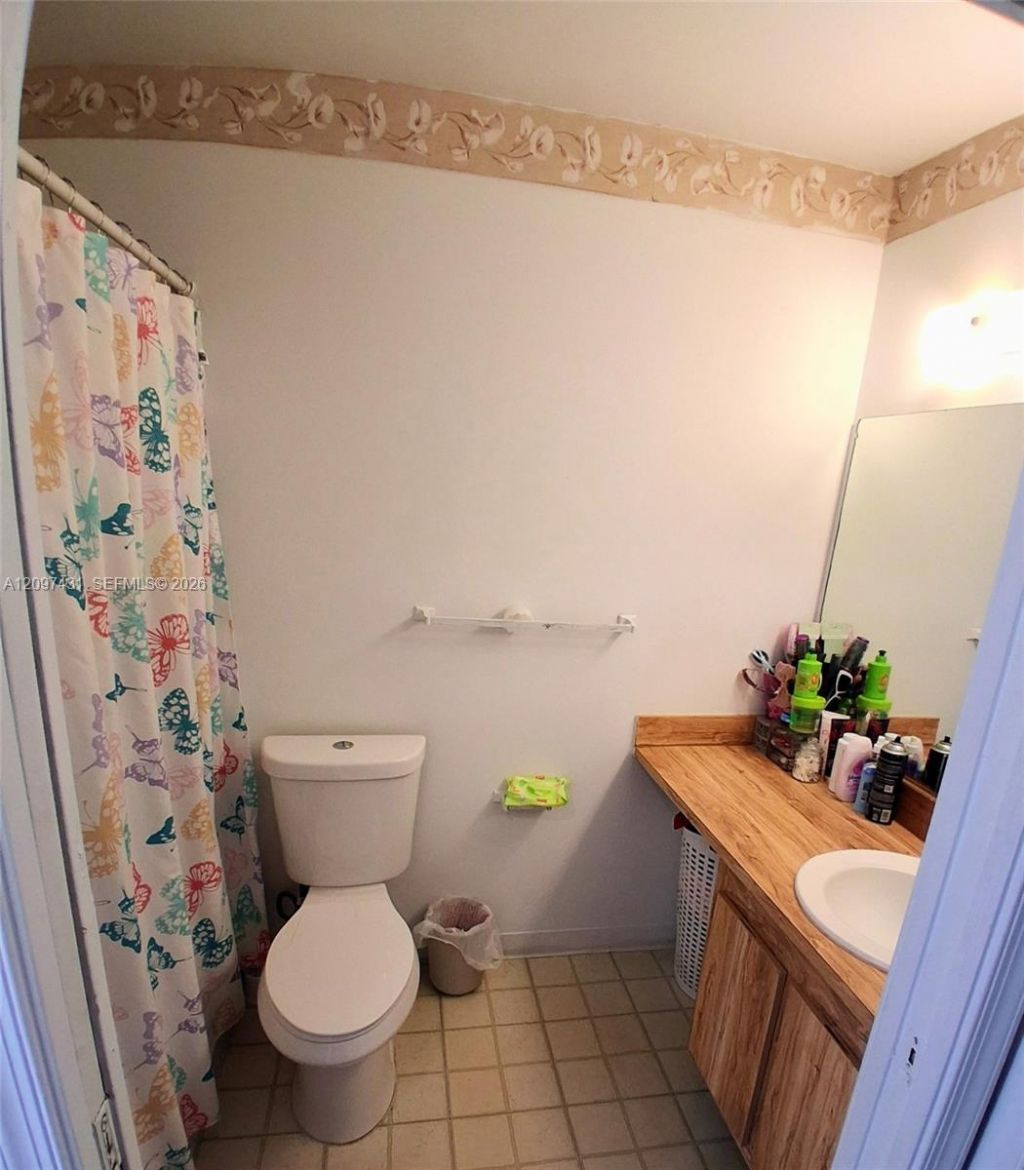 415 NW 210th St , Unit 203, Miami Gardens, FL 33169 Photo