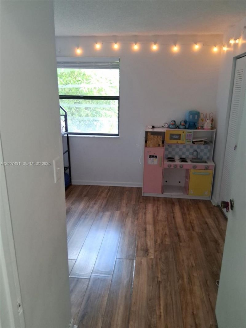415 NW 210th St , Unit 203, Miami Gardens, FL 33169 Photo
