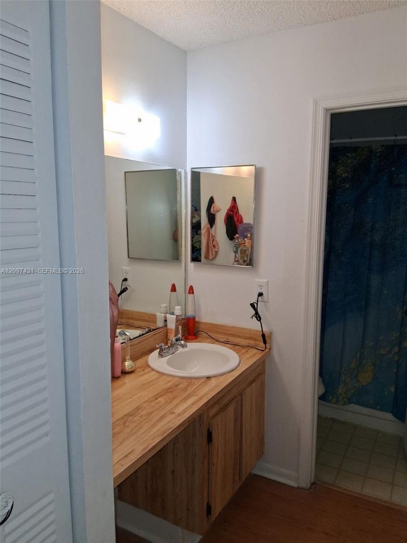 415 NW 210th St , Unit 203, Miami Gardens, FL 33169 Photo