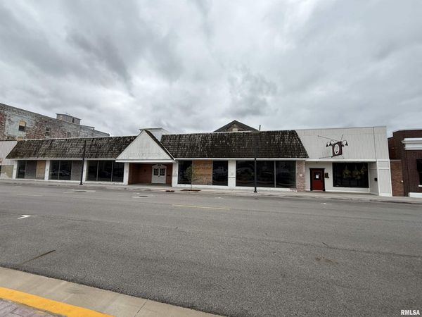 248 E SIMMONS Street, Galesburg, IL 61401