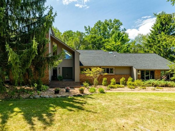 3447 River Pines Drive, Ann Arbor, MI 48103