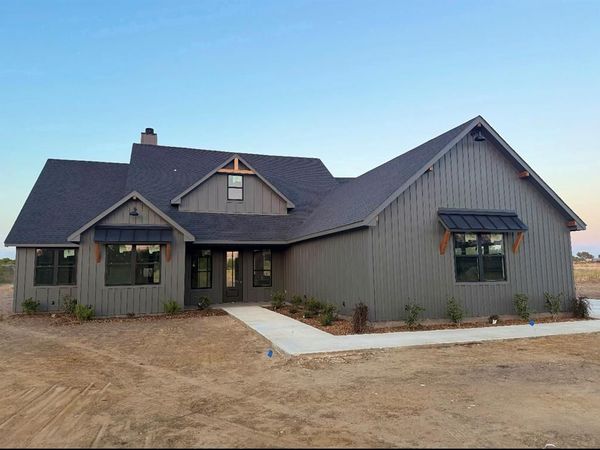 127 Skrivanek Road, Ennis, TX 75119
