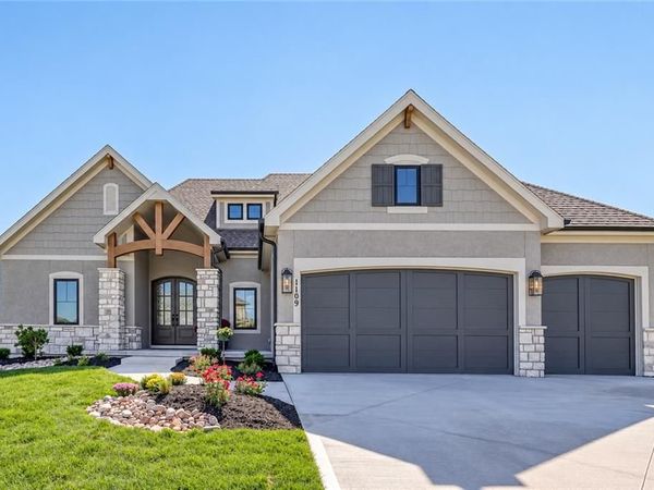 16288 S Allman Road, Olathe, KS 66062