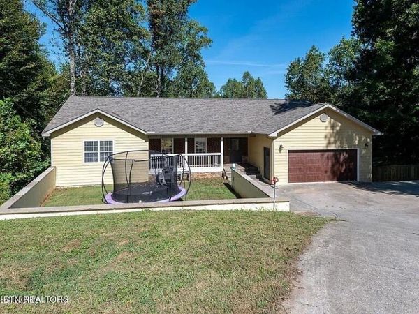 2314 Myers Circle, Louisville, TN 37777