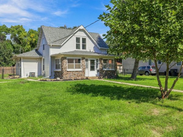 1624 Main Street, Adel, IA 50003