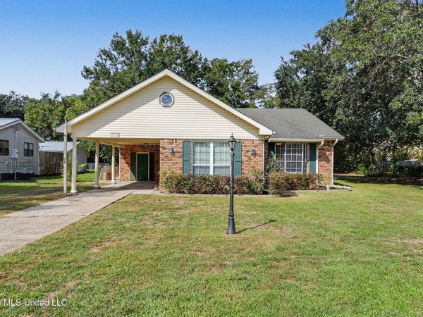 1315 Martin Street, Pascagoula, MS 39581