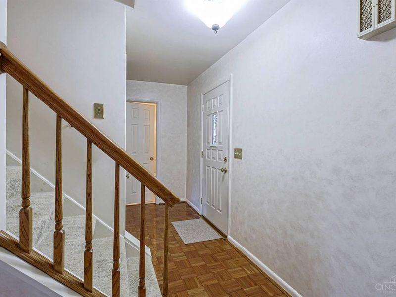 4119 Stonecreek Way, Sharonville, OH 45241 Photo 6