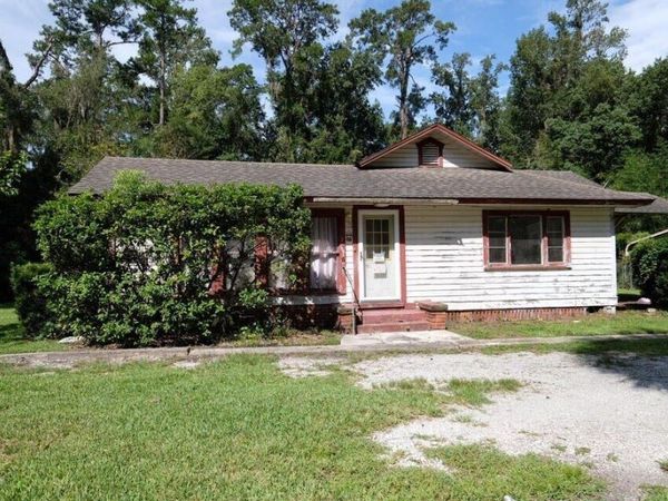 402 W 3Rd Street, Woodbine, GA 31569