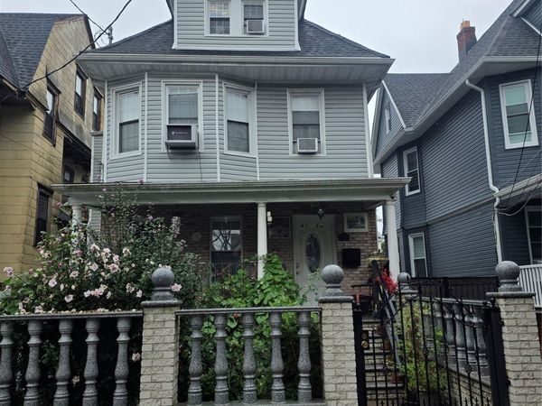 91-32 116th Street, Richmond Hill North, NY 11418