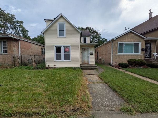 11833 S HARVARD Avenue , Chicago, IL 60628