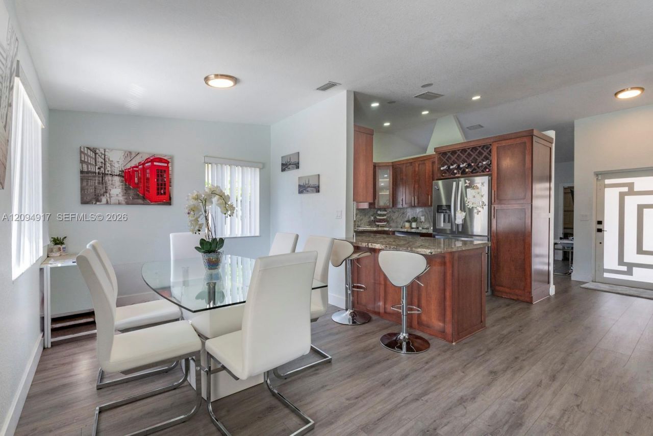 8520 SW 207th Ter , Cutler Bay, FL 33189 Photo