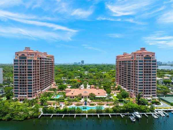 60 Edgewater Dr , Unit 11F, Coral Gables, FL 33133