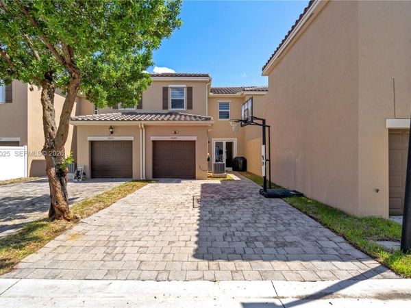 17097 SW 94th Way , Unit 17097, Miami, FL 33196