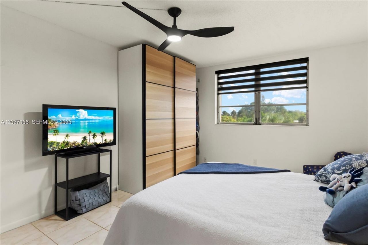 2901 NW 46th Ave , Unit 307, Lauderdale Lakes, FL 33313 Photo