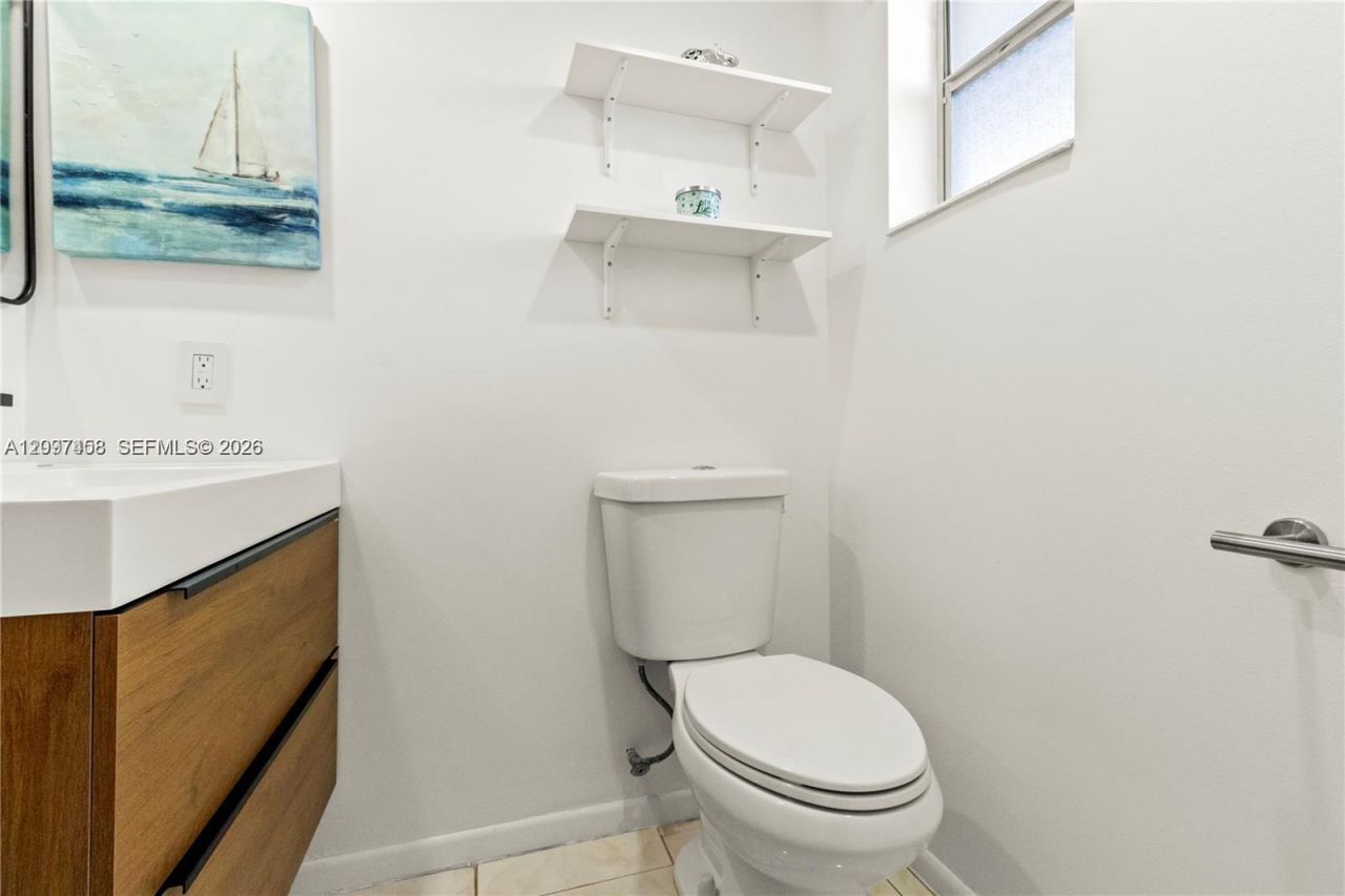 2901 NW 46th Ave , Unit 307, Lauderdale Lakes, FL 33313 Photo