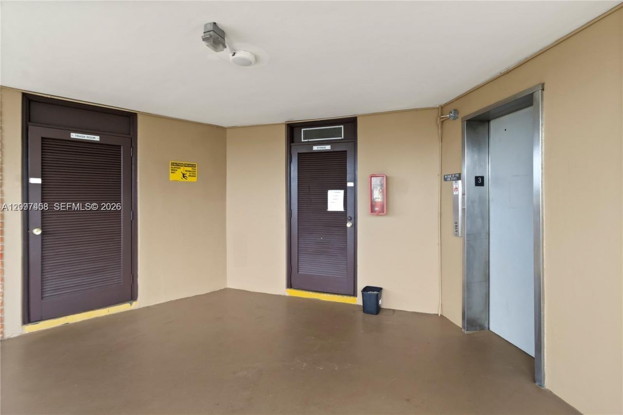2901 NW 46th Ave , Unit 307, Lauderdale Lakes, FL 33313 Photo