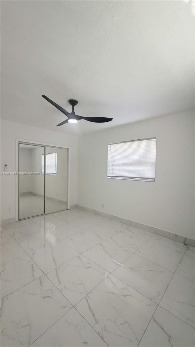1009 NE 2nd St , Hallandale Beach, FL 33009 Photo
