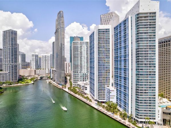 325 S Biscayne Blvd, Unit 2221, Miami, FL 33131