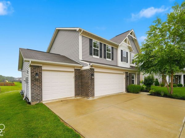 9802 Violet Circle , Indianapolis, IN 46239