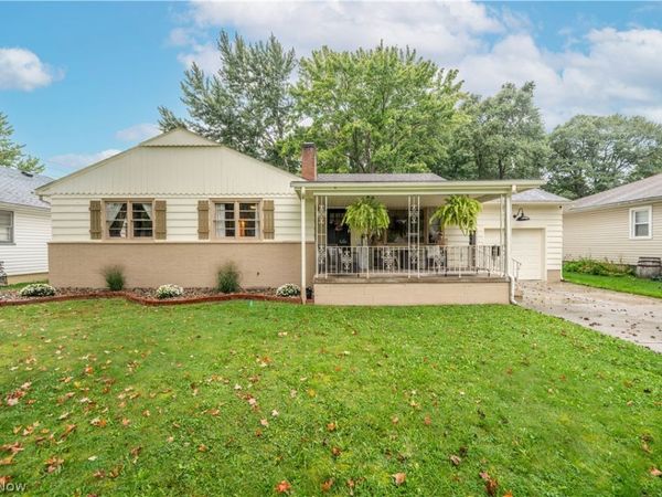 1966 Cranbrook Drive , Youngstown, OH 44511
