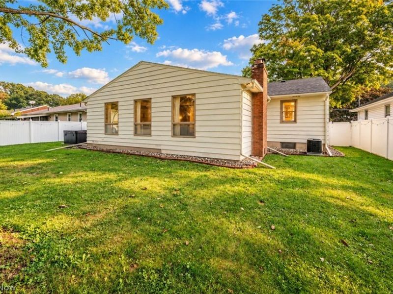 1966 Cranbrook Drive, Youngstown, OH 44511 Photo 44