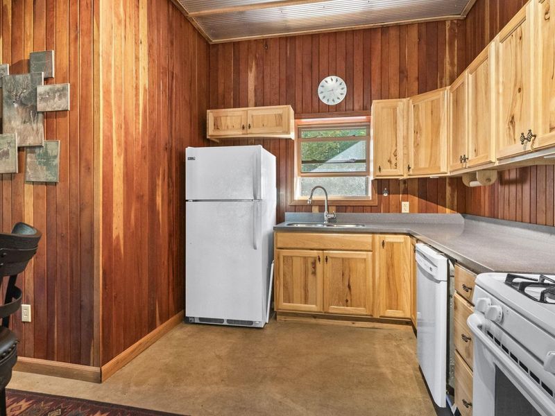 15909 Middlefork Road, Laurelville, OH 43135 Photo 18