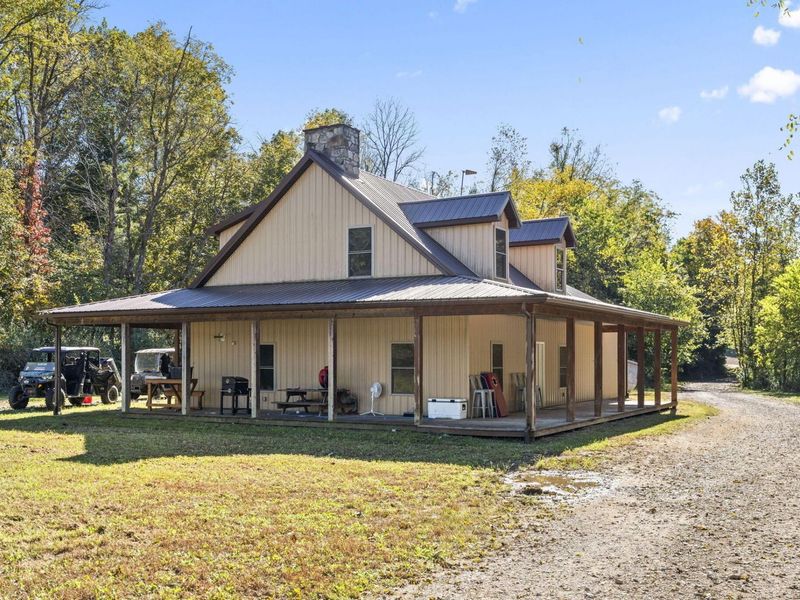 15909 Middlefork Road, Laurelville, OH 43135 Photo 3