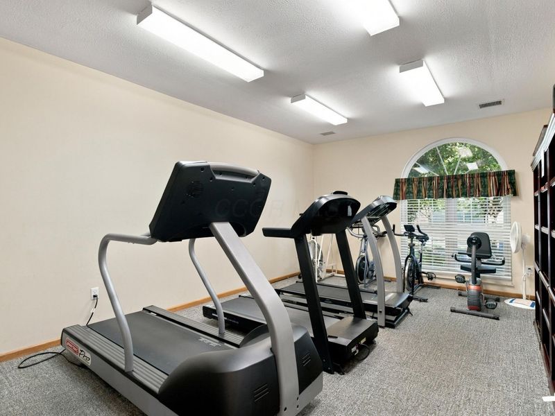 455 Cantering Place W, Unit 13, Columbus, OH 43230 Photo 38