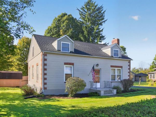 20460 Zion Road , Gambier, OH 43022