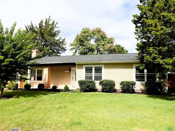 157 S FOX ROAD S, STERLING, VA 20164