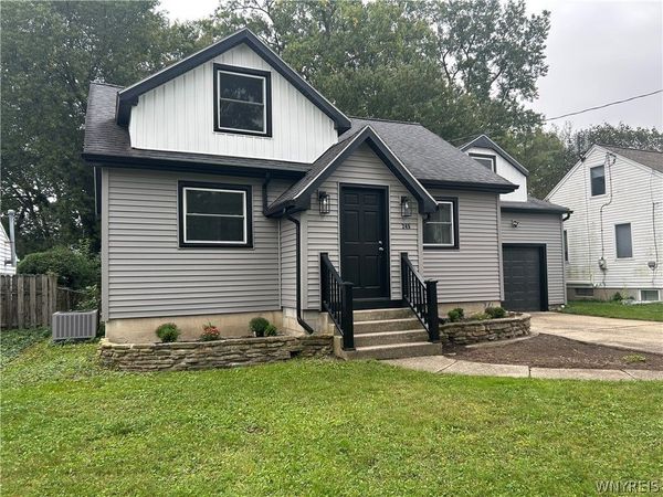 245 N Ellicott Street , Amherst, NY 14221
