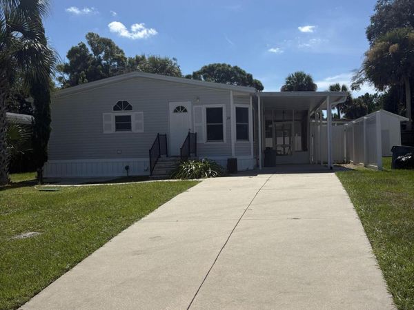 38 Elda Lane, Port Orange, FL 32127