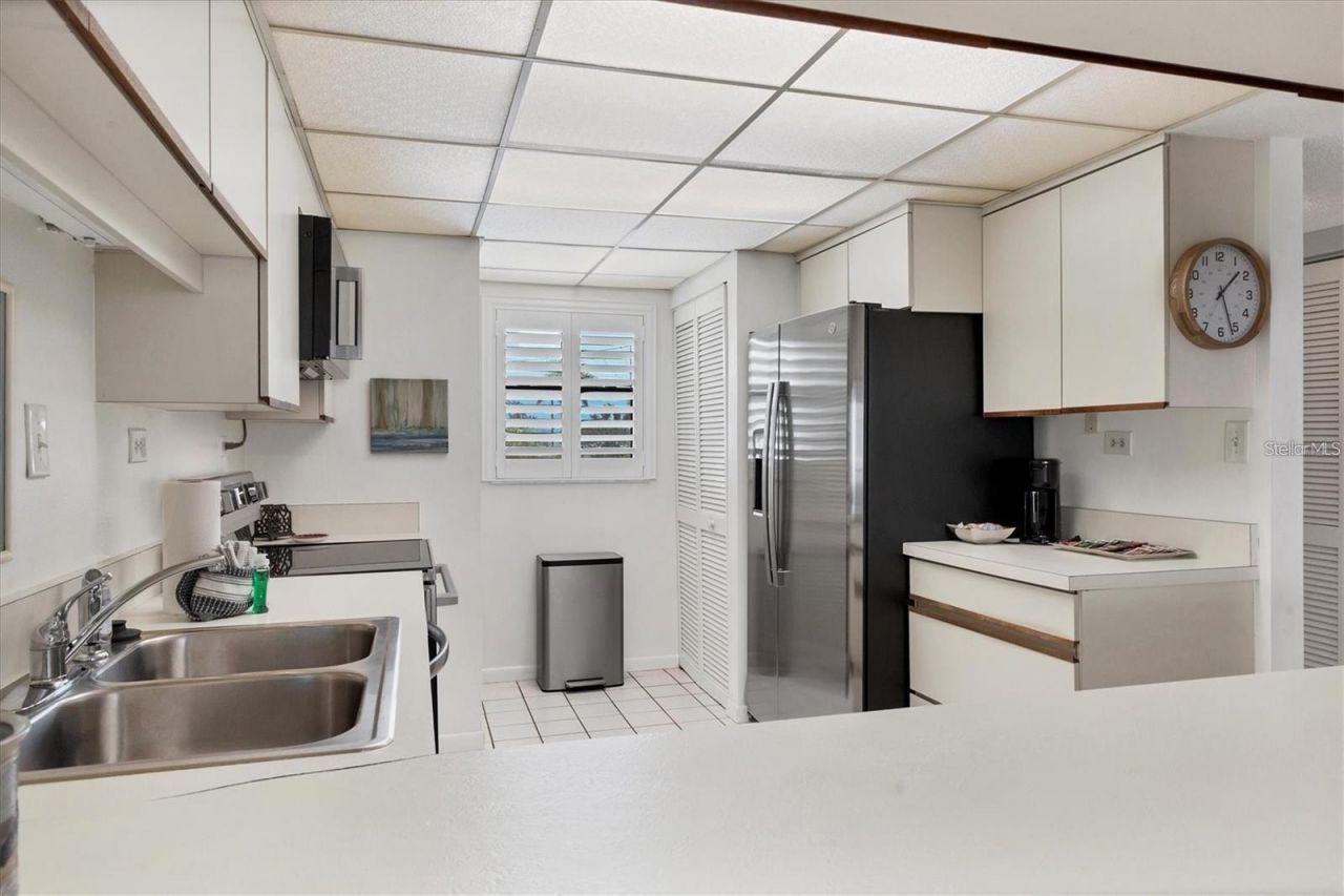 6480 Midnight Pass Road , Unit 311, Sarasota, FL 34242 Photo