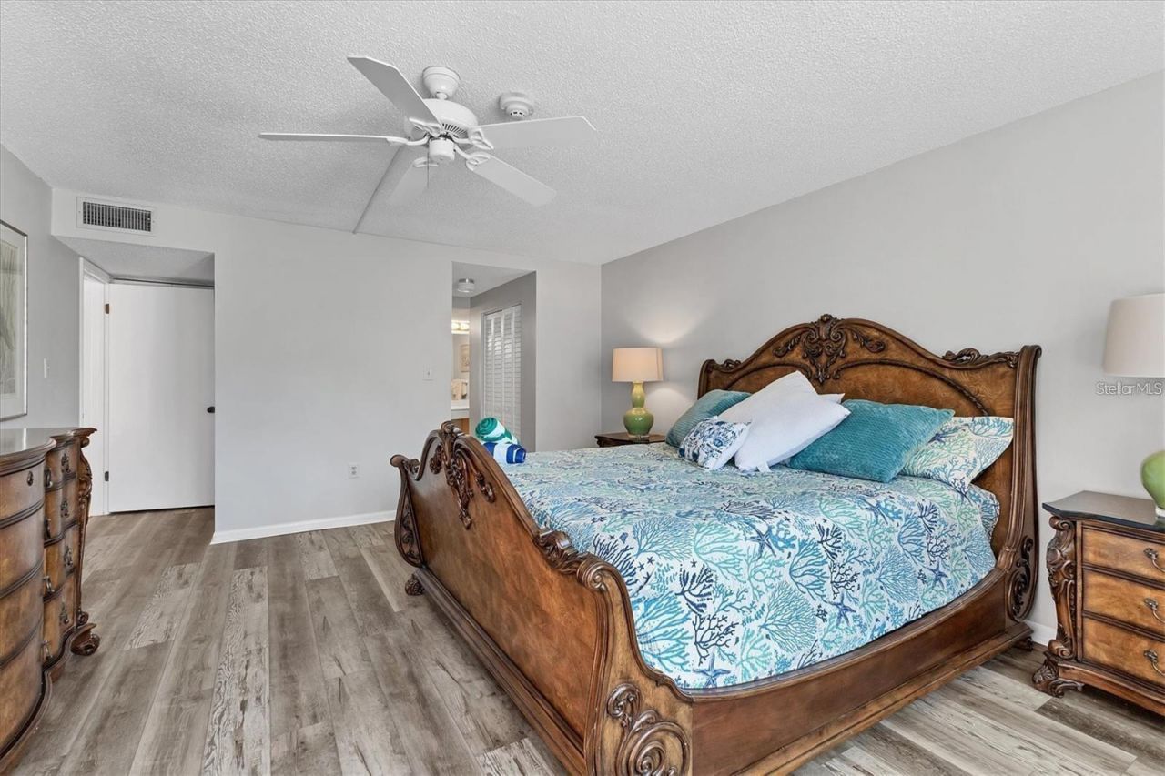 6480 Midnight Pass Road , Unit 311, Sarasota, FL 34242 Photo