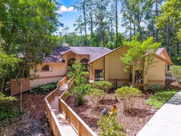 4646 NW 12TH PLACE , GAINESVILLE, FL 32605
