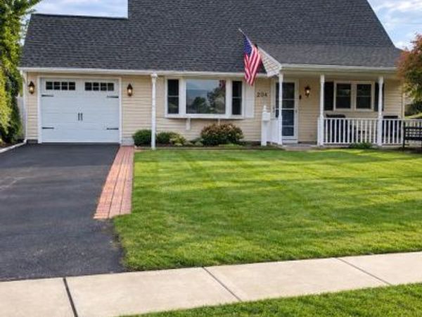 204 ELDERBERRY DRIVE, LEVITTOWN, PA 19054