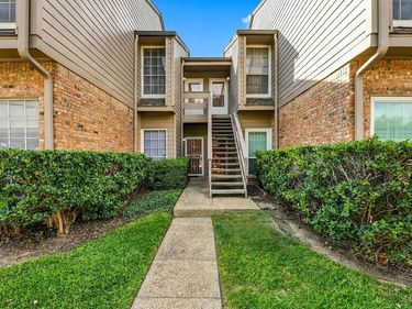 9801 Royal Lane, Unit 202, Dallas, TX 75231