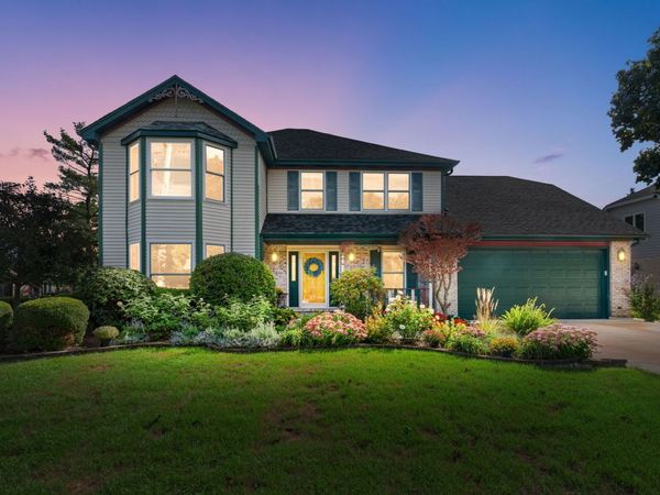 5903 Bentley Avenue , Willowbrook, IL 60527