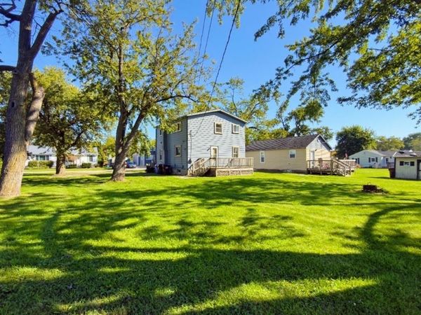 40 Kessler Street, Monroe, MI 48162