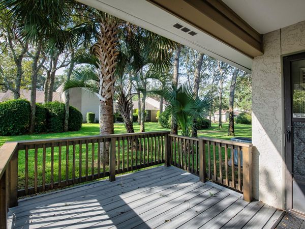 1090 5th Avenue, Shalimar, FL 32579