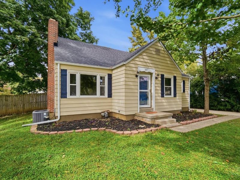 407 W Lomar Avenue, Carlisle, OH 45005 Photo 2