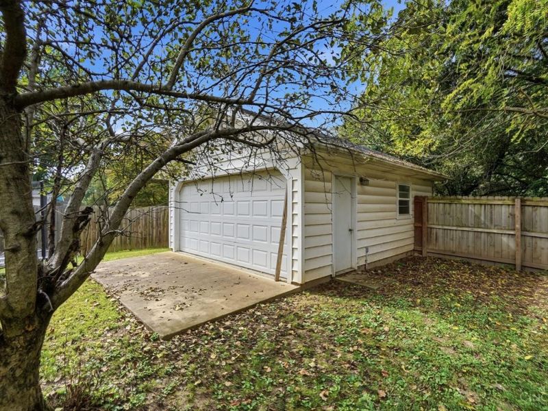 407 W Lomar Avenue, Carlisle, OH 45005 Photo 32