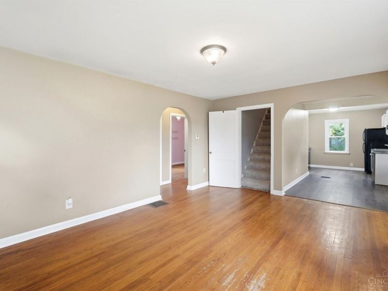 407 W Lomar Avenue, Carlisle, OH 45005 Photo 9
