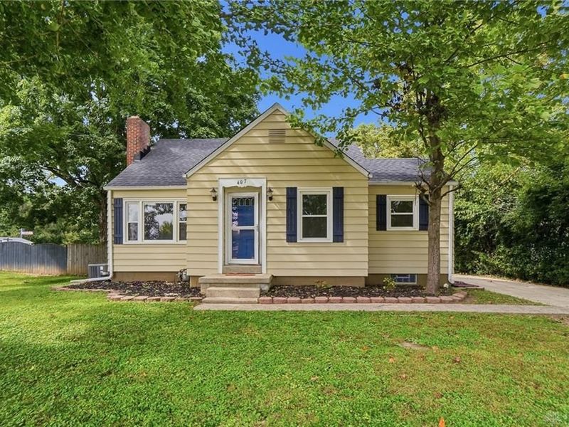 407 W Lomar Avenue, Carlisle, OH 45005 Photo 1