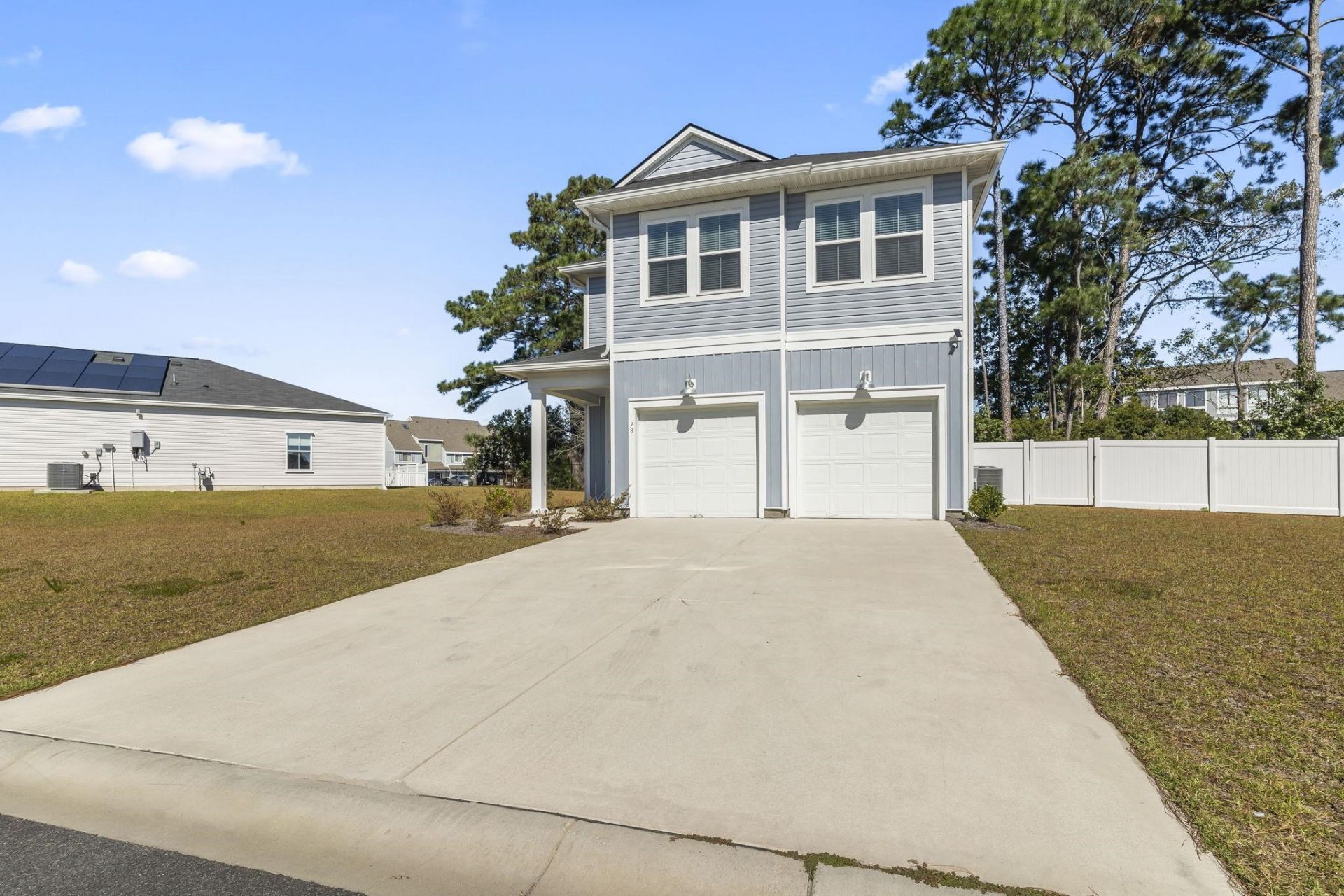 78 S Reindeer Rd. Photo 37