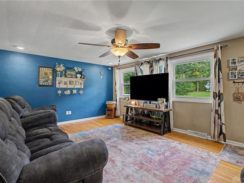 4143 Middle Urbana Road, Springfield, OH 45503 Photo 5