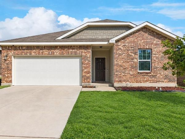 513 Leeward Lane , Crowley, TX 76036